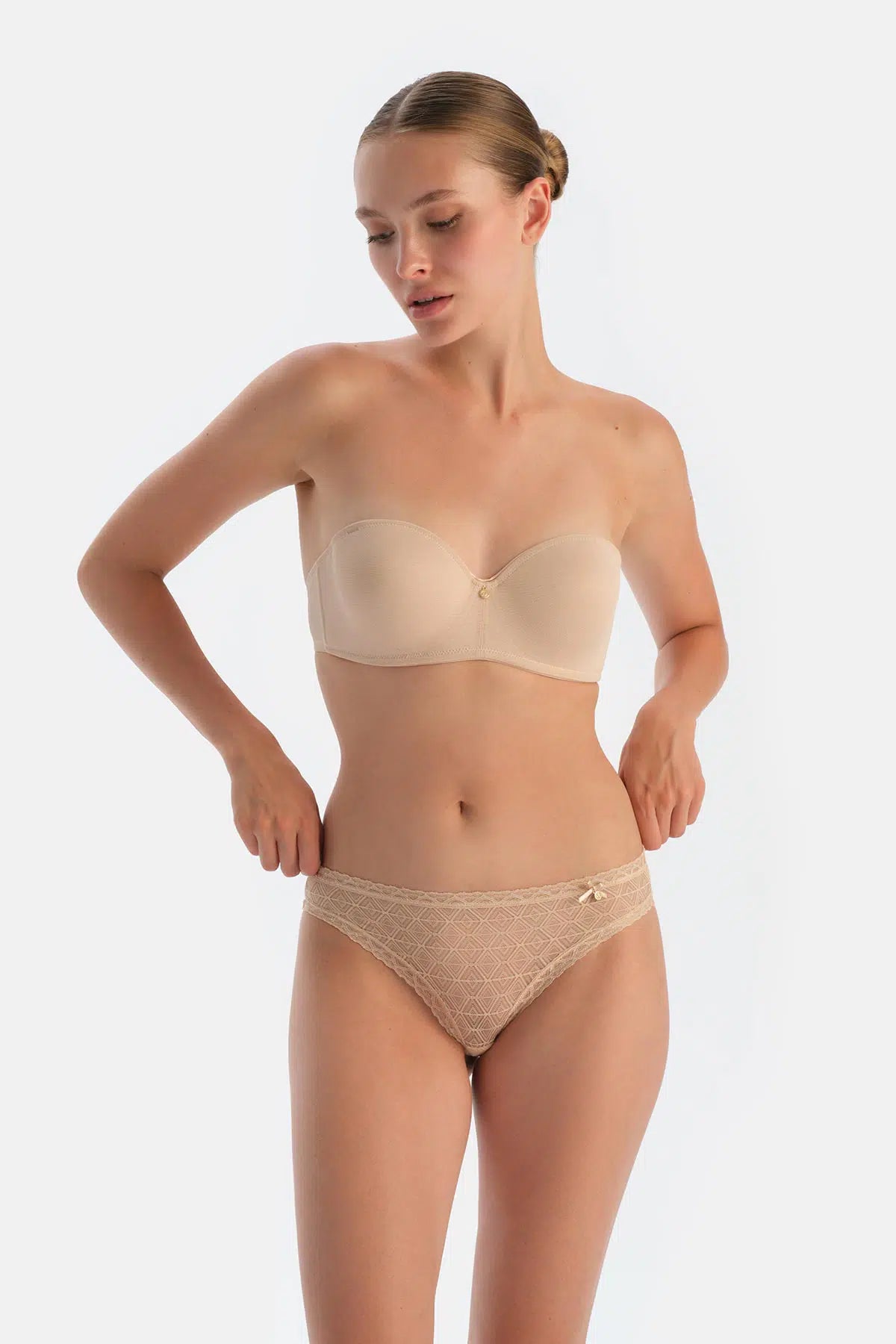 Ten 2'li Aksesuar Detaylı Brazilian