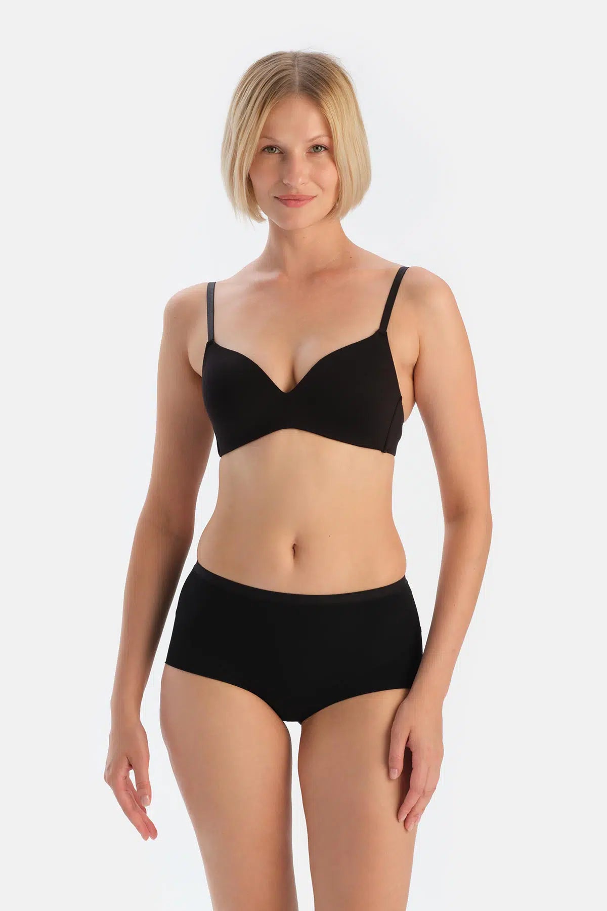 Siyah Dikişsiz Korse Etkili Külot