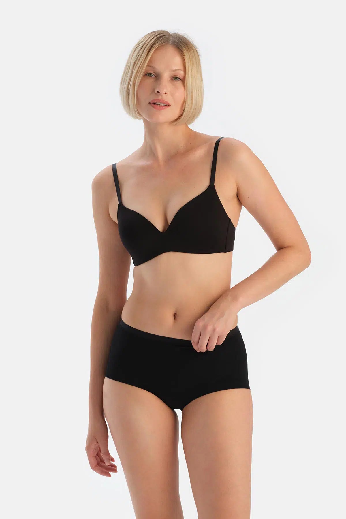 Siyah Dikişsiz Korse Etkili Külot