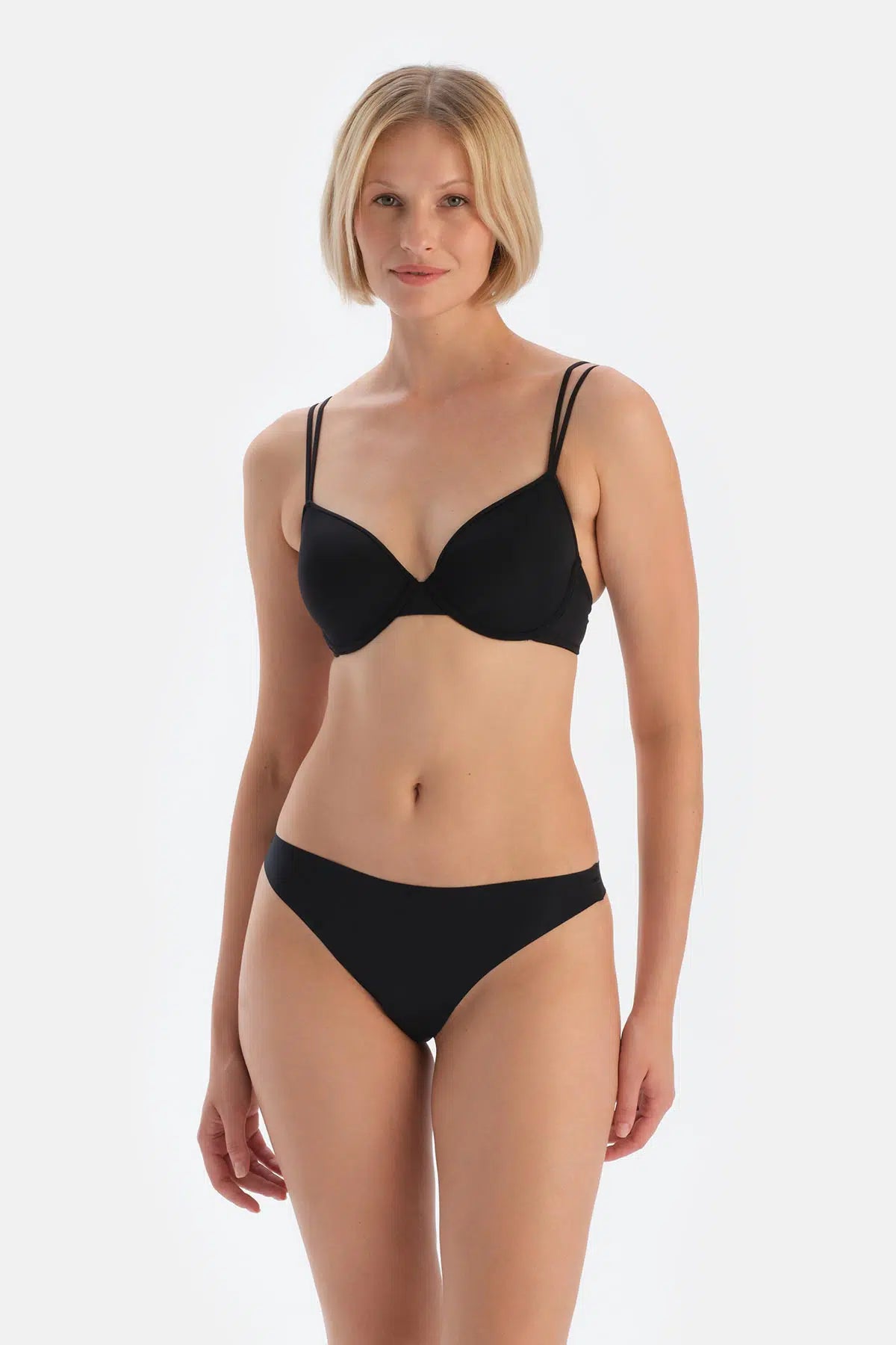 Siyah Lazer Kesim Tanga Külot