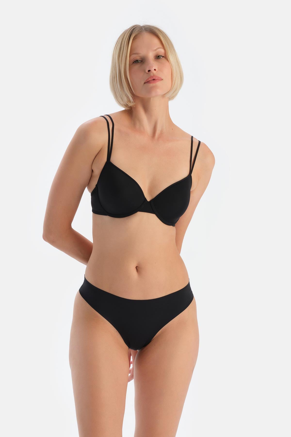 Siyah Lazer Kesim Brazilian Külot