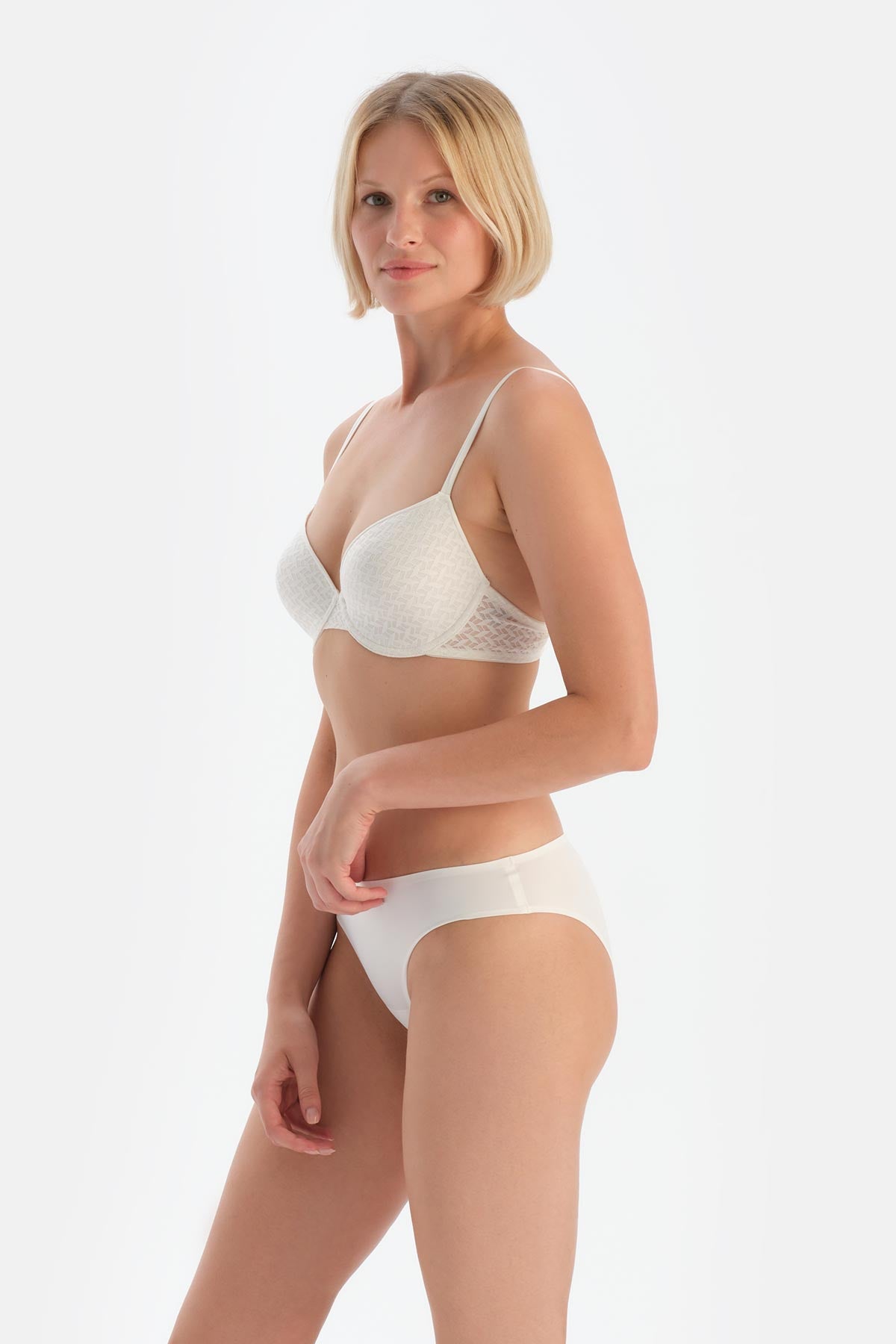 Beyaz Classıc Lazer Kesim Yapıştırma Brıef