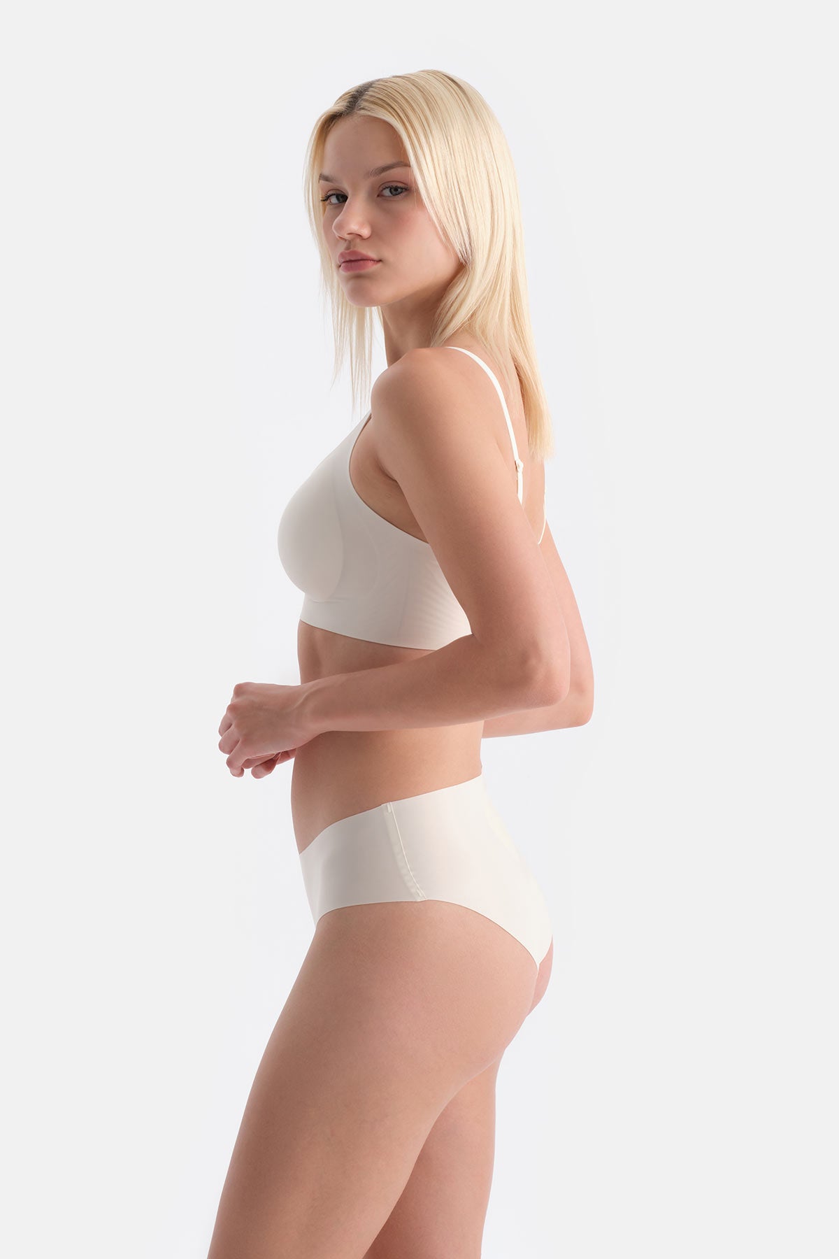 Ekru Travel Katlanır Hipster Külot