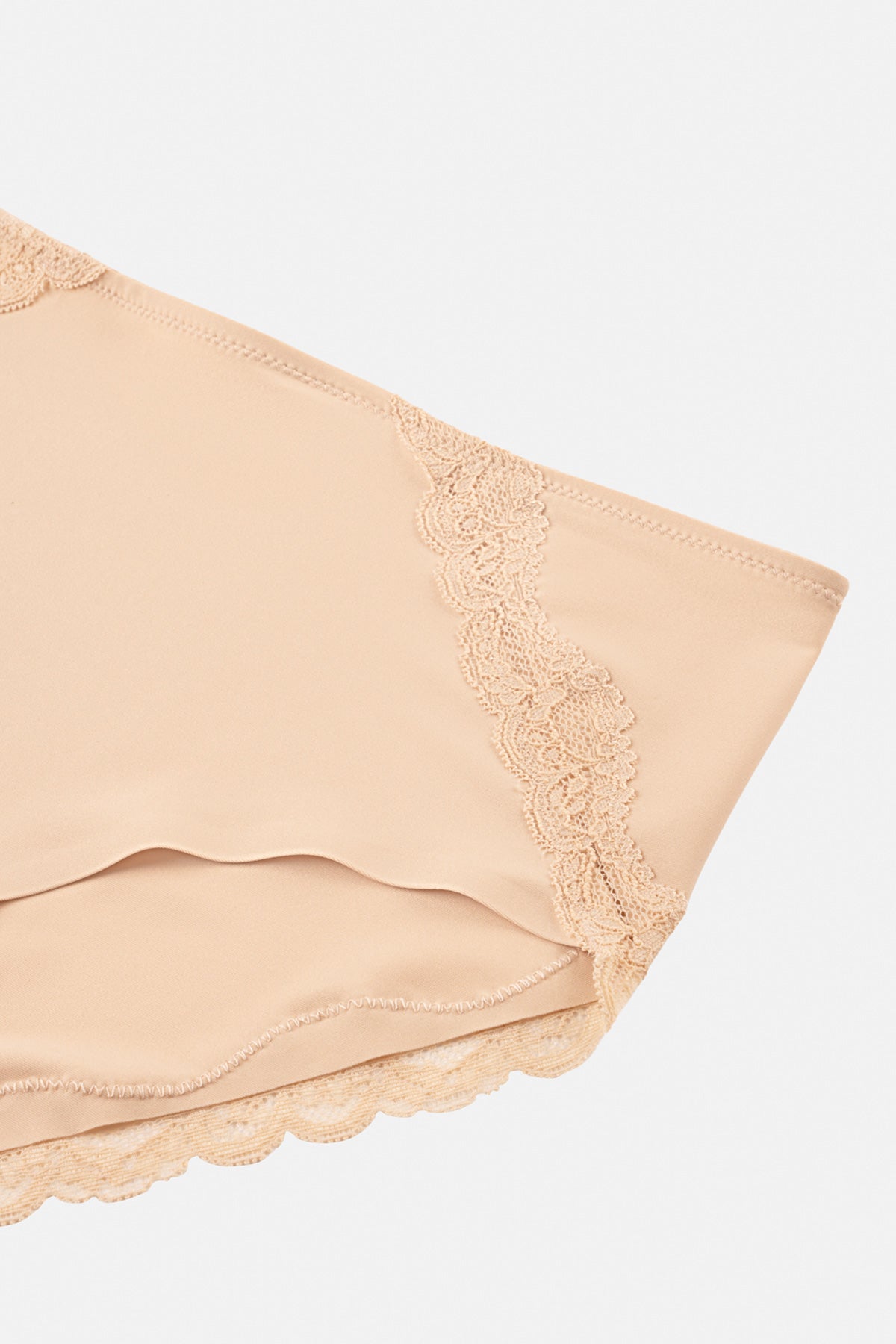 Ten Dantel Detaylı Brief Külot