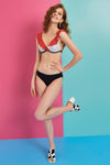 Beyaz Üçgen Bikini Üst