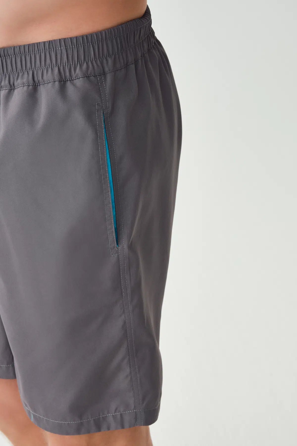 Antrasit Micro Orta Düz Şort