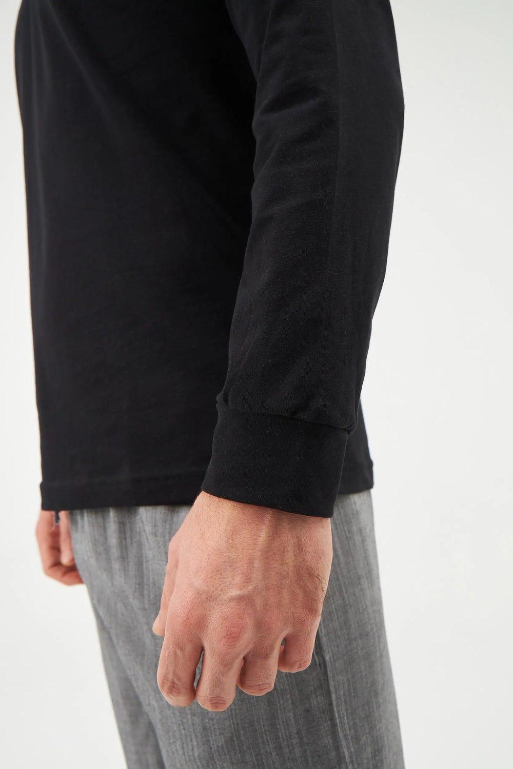 Siyah Düğme Yakalı Pamuk Sweatshirt