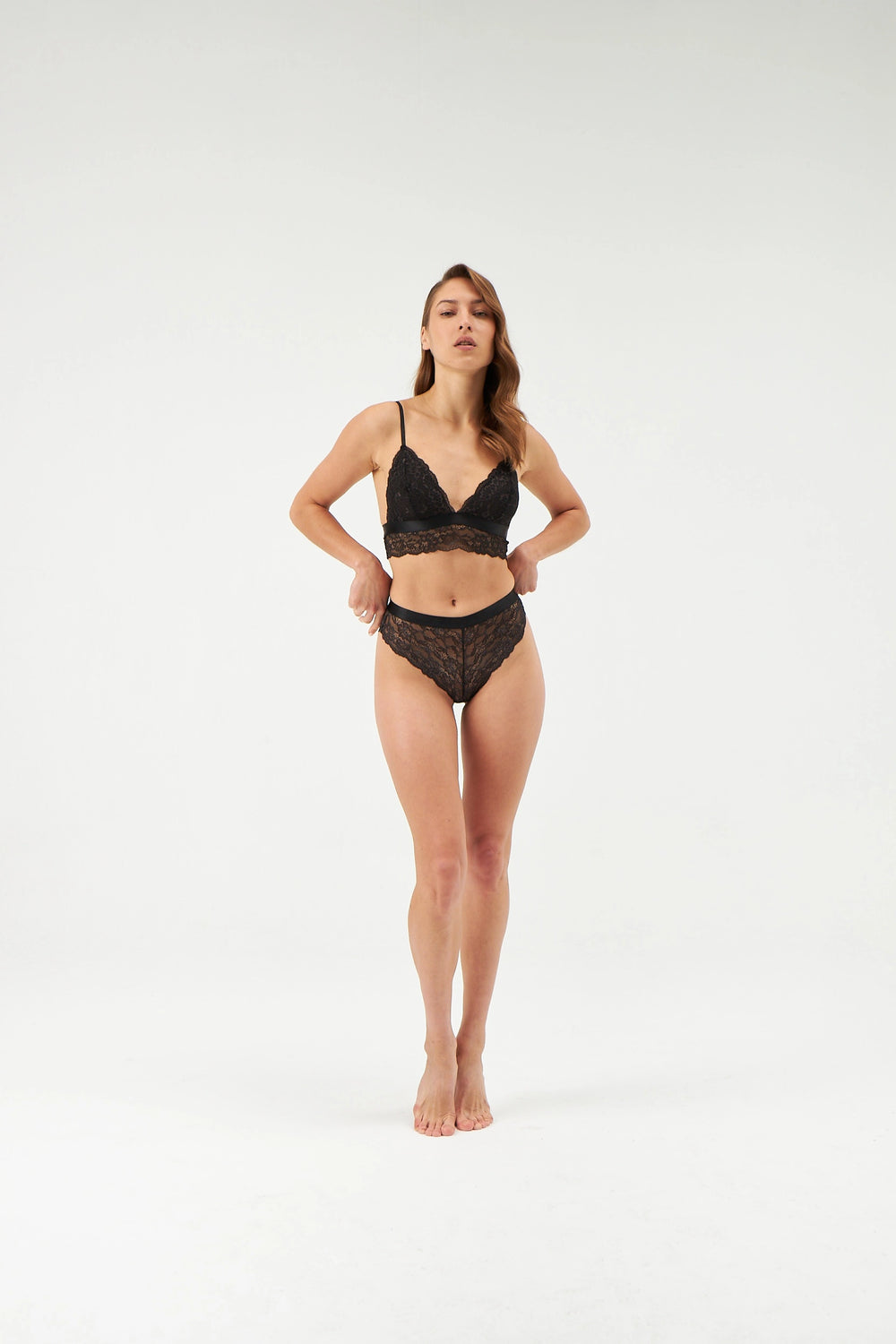 Siyah Dantelli Brazilian