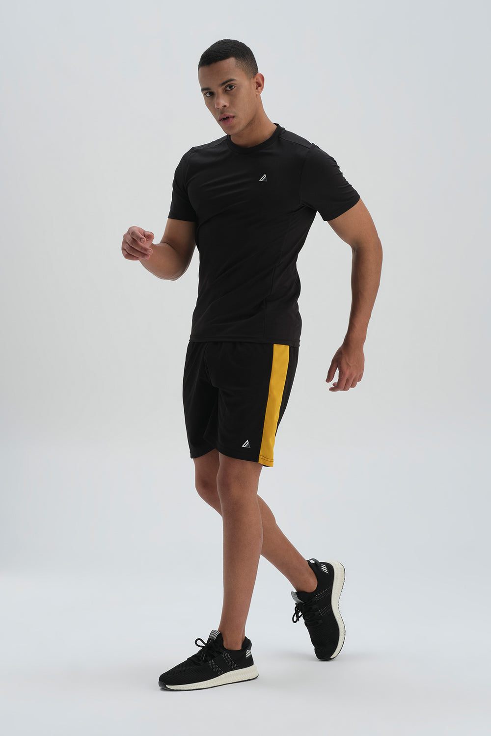 Siyah Dagi Active Şort