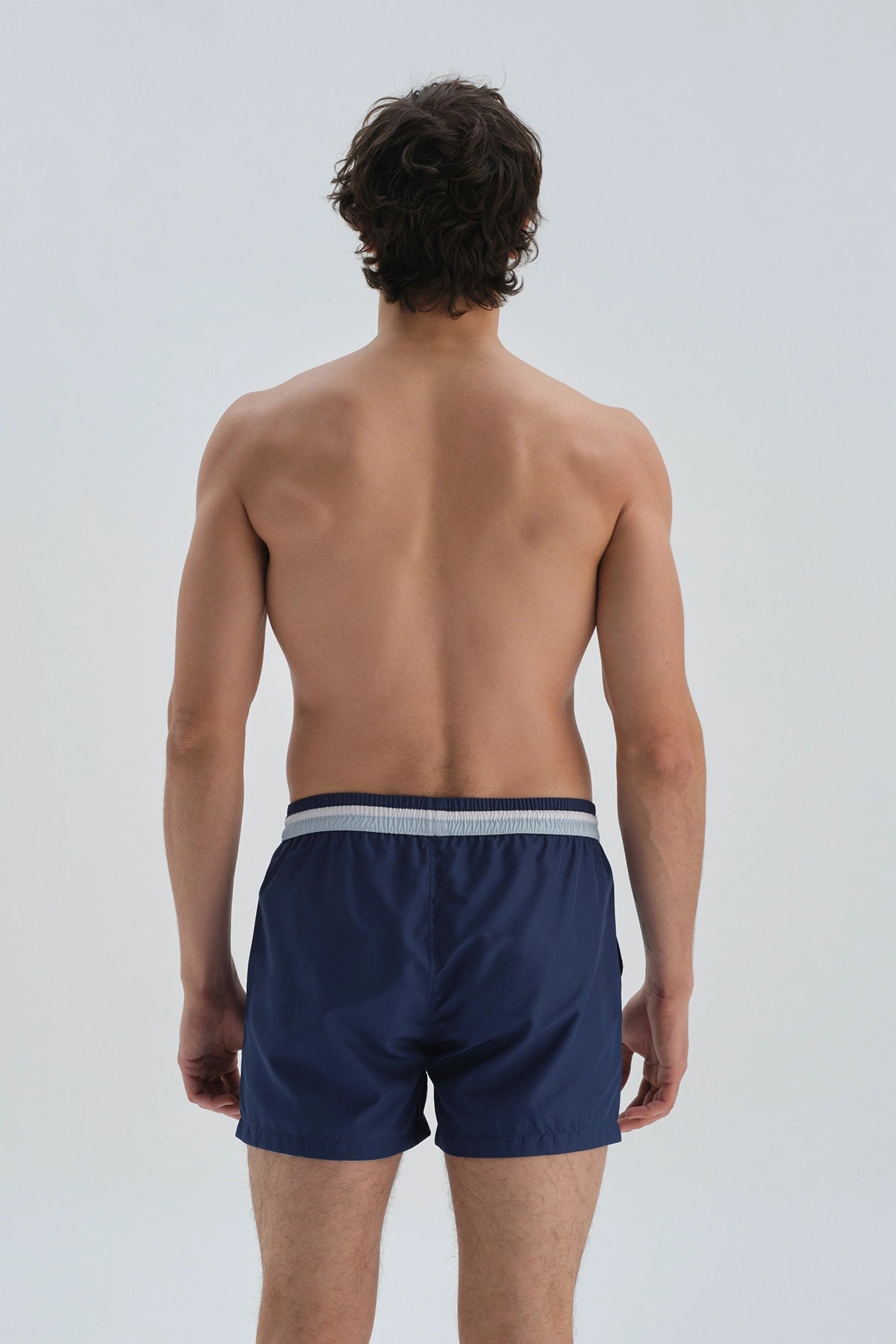 Lacivert Micro Kısa Kemeri Parçalı Şort