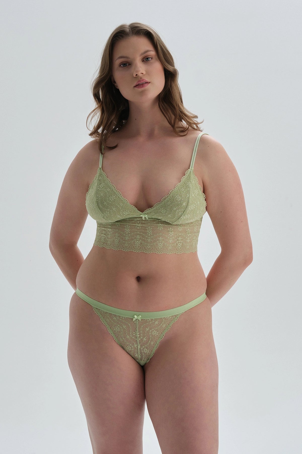 Yeşil Lastik Detaylı Dantel Brazilian