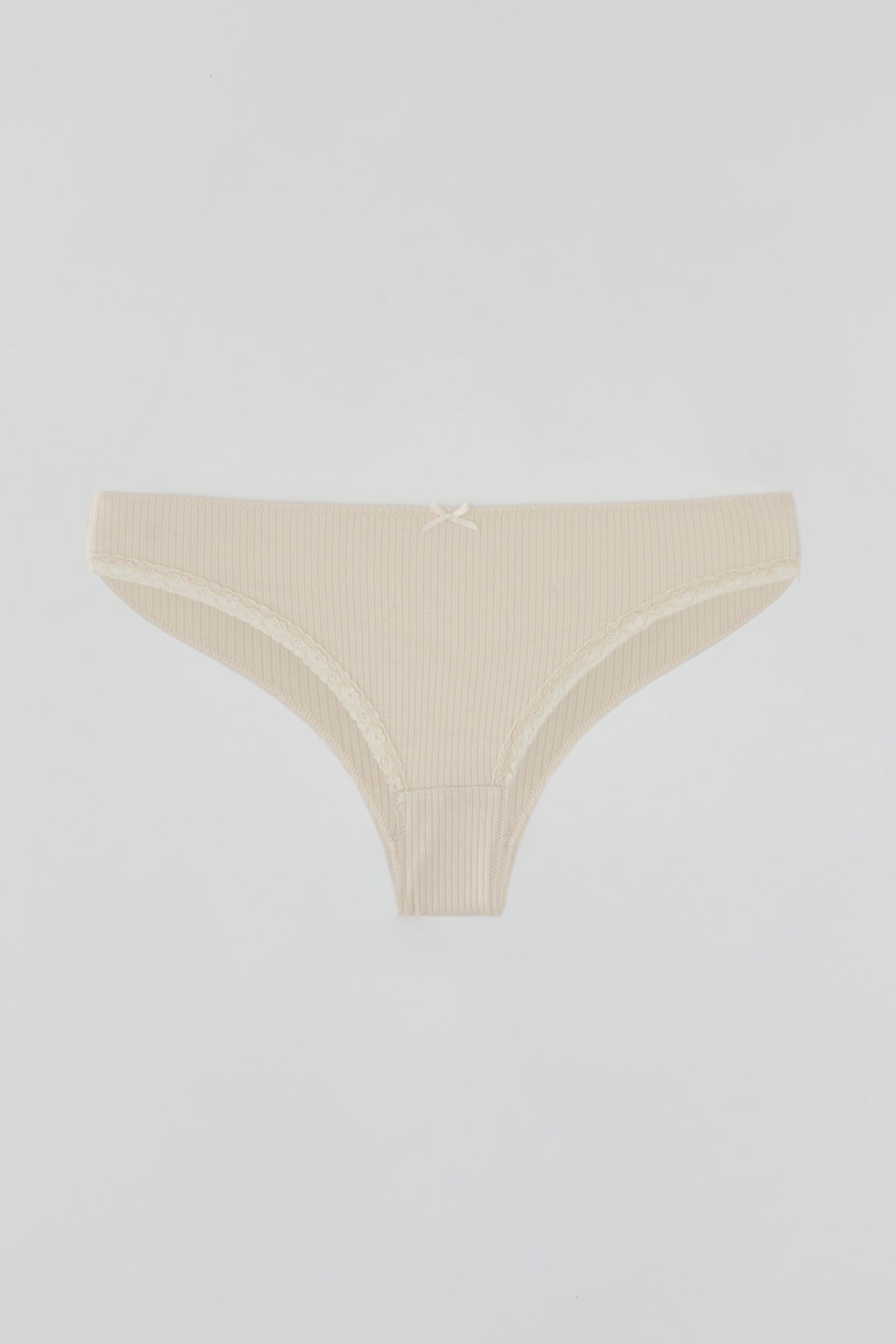 Ekru Dantel Detaylı Slıp