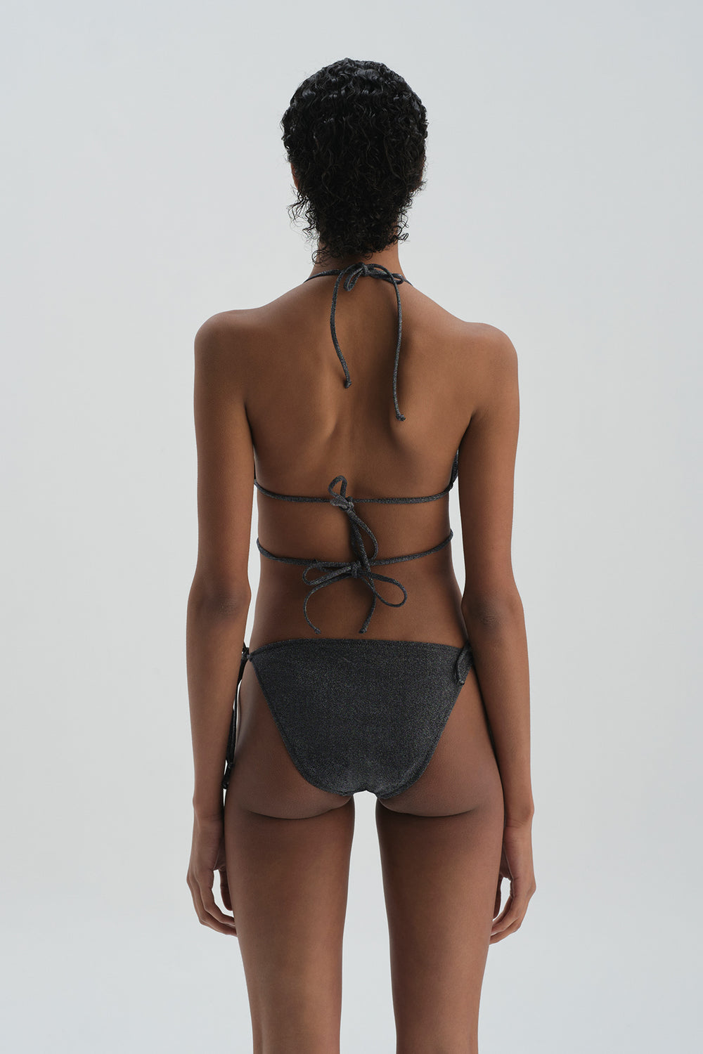 Gümüş Küçük Üçgen Sabit Askılı Bikini Üst