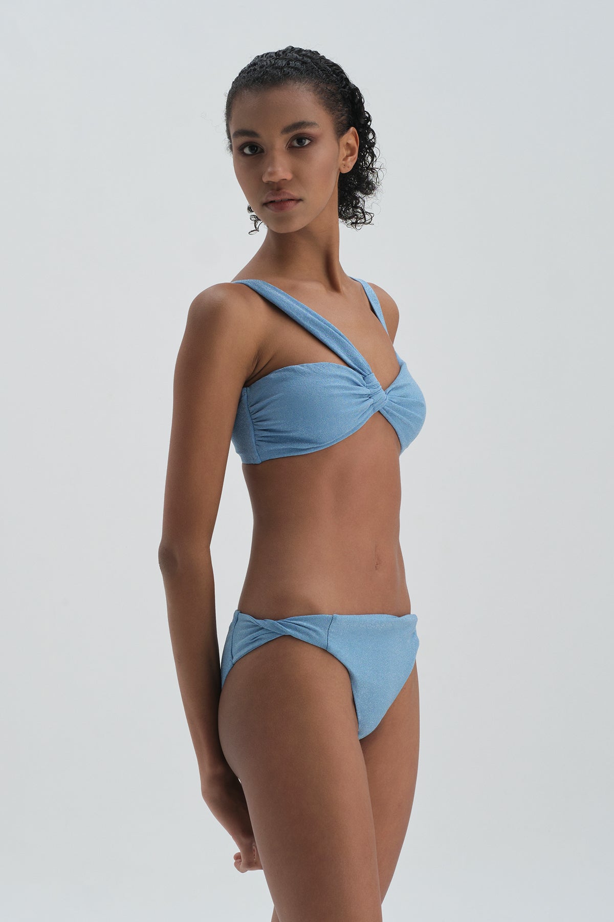 Mavi Straplez Bikini Üst