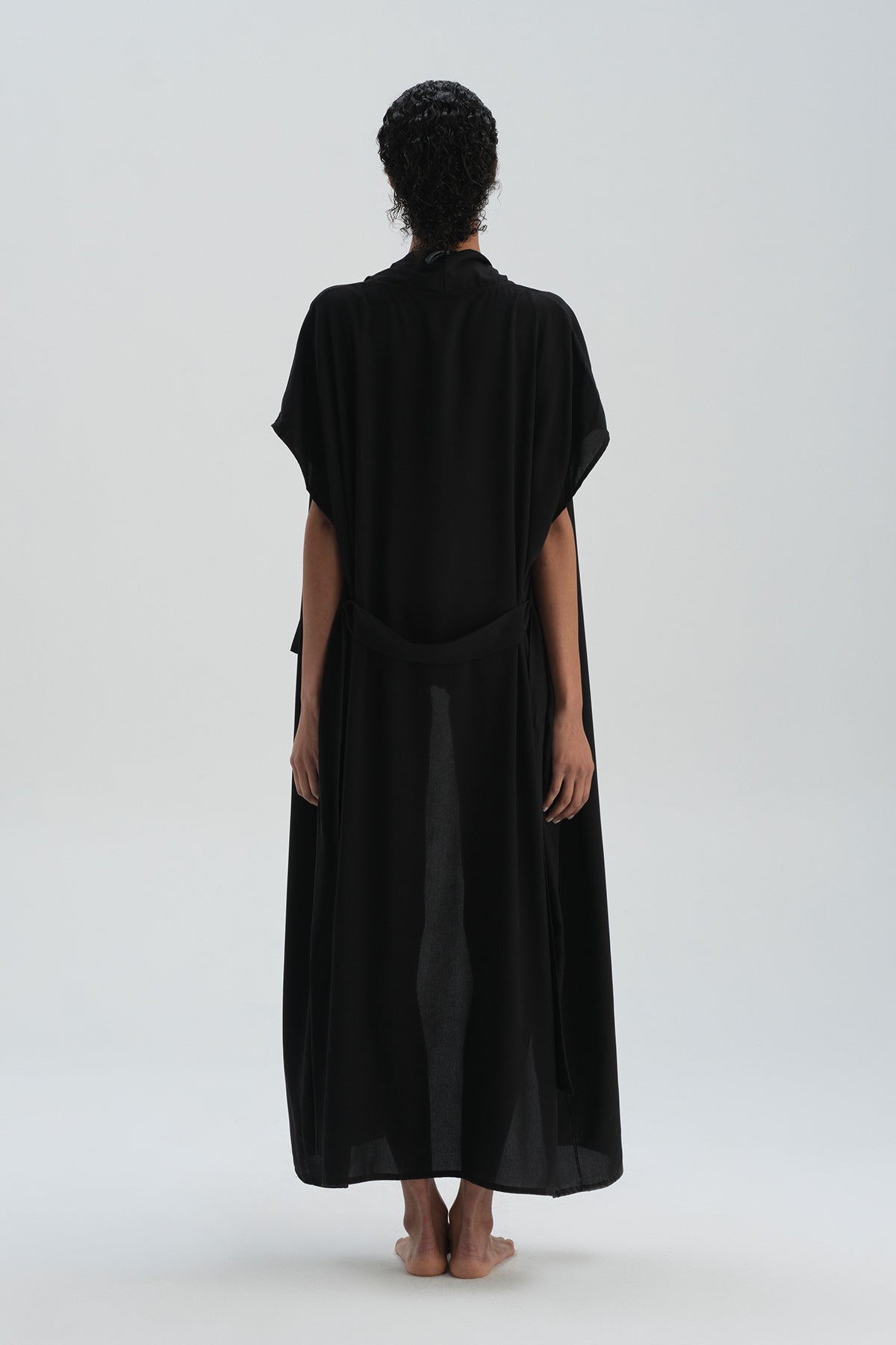 Siyah Önü Bağlamalı Uzun Kimono