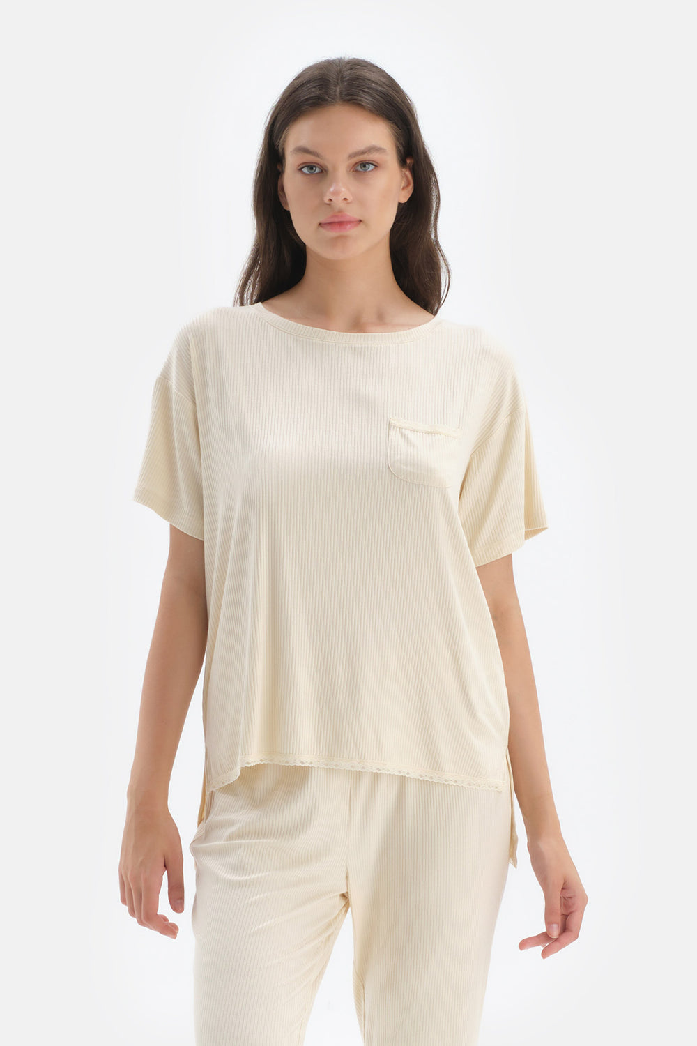 Ekru Kısa Kol Viskon T-Shirt Pijama Üstü