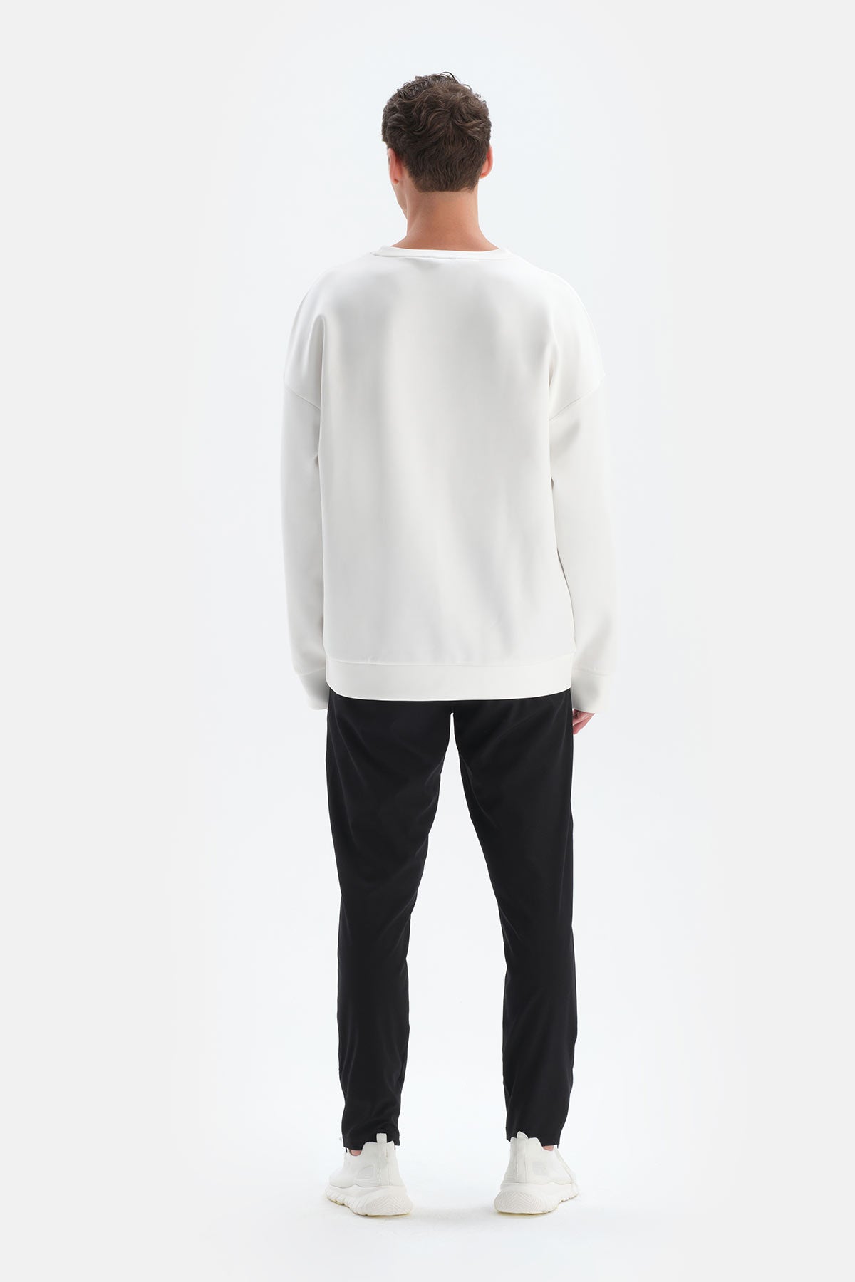 Ekru Dagi Active Bisiklet Yaka Sweatshirt