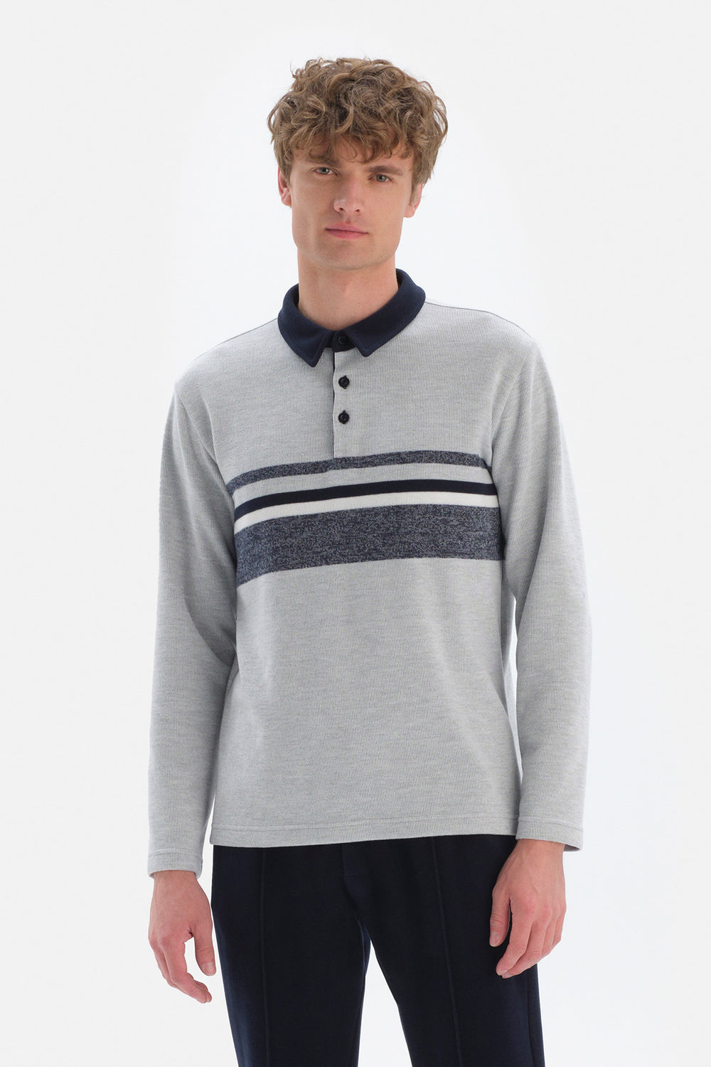 Gri Patlı Yakalı Jakarlı Sweatshirt