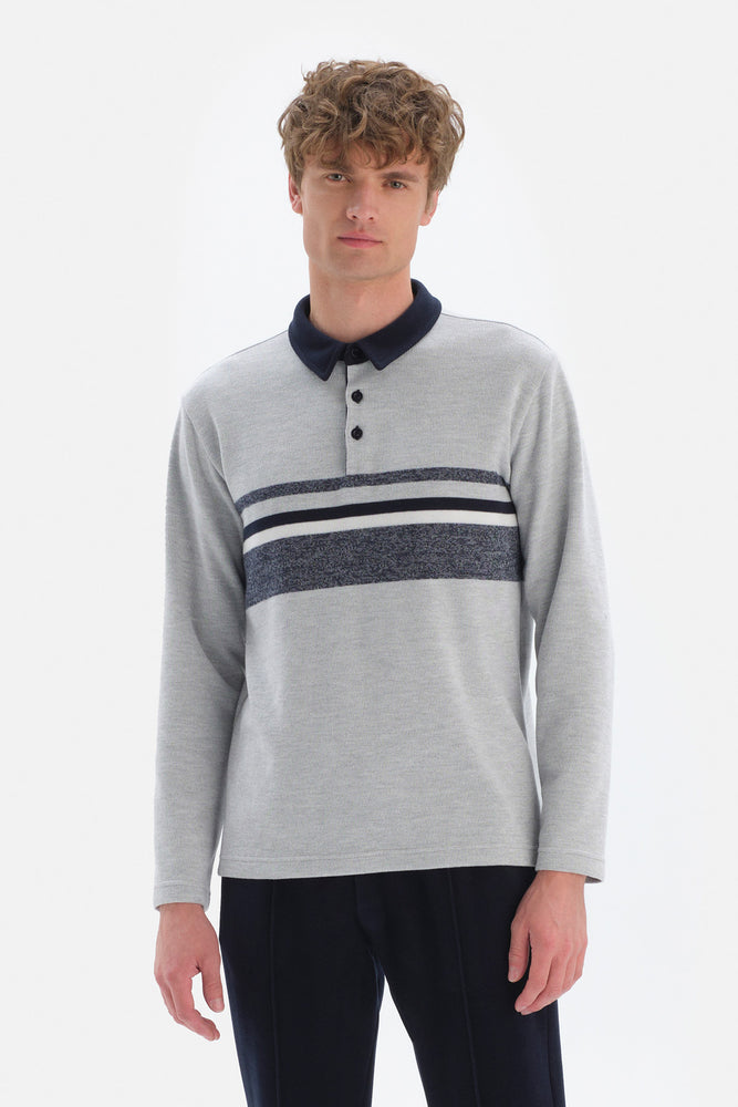 Gri Patlı Yakalı Jakarlı Sweatshirt