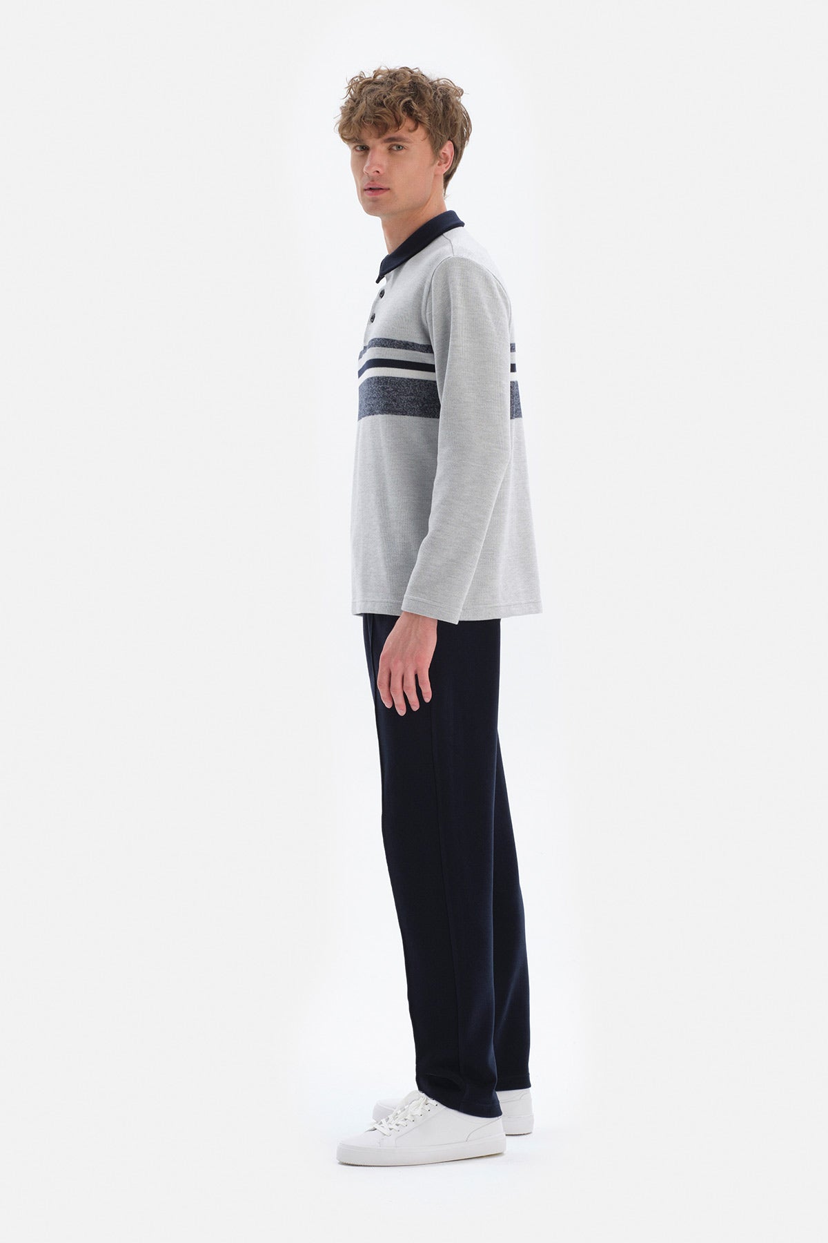 Gri Patlı Yakalı Jakarlı Sweatshirt