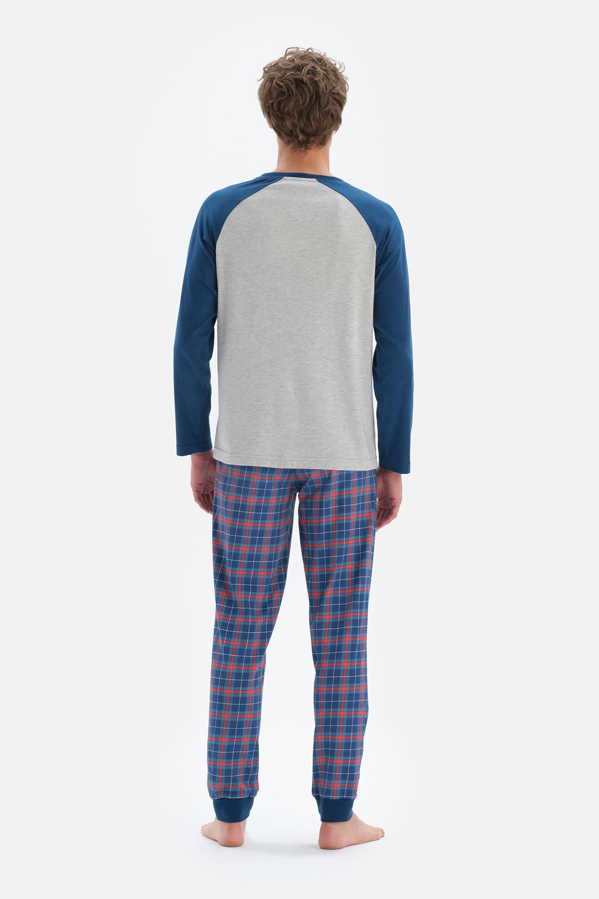 Indigo Pamuklu Snoopy Baskılı Lisanslı Pijama Takımı