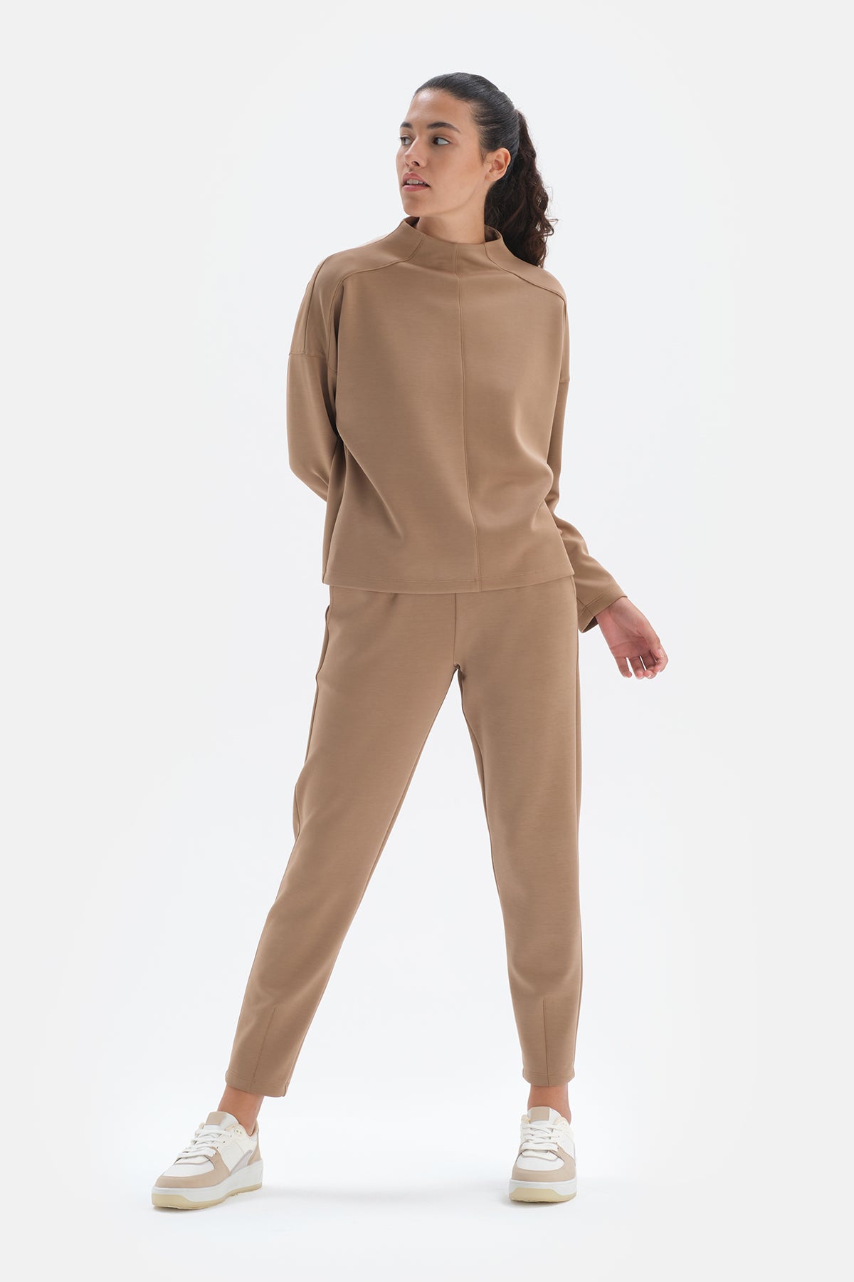 Camel Beli Lastikli Paça Ucu Nervür Dikişli Pantolon