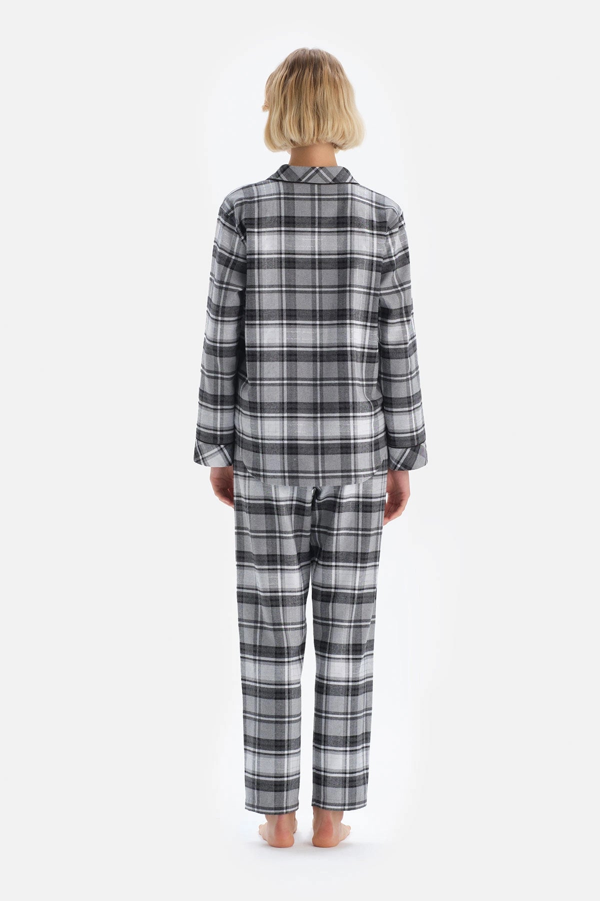 Gri Ekoseli Gömlek Yaka Pamuklu Pijama Takımı
