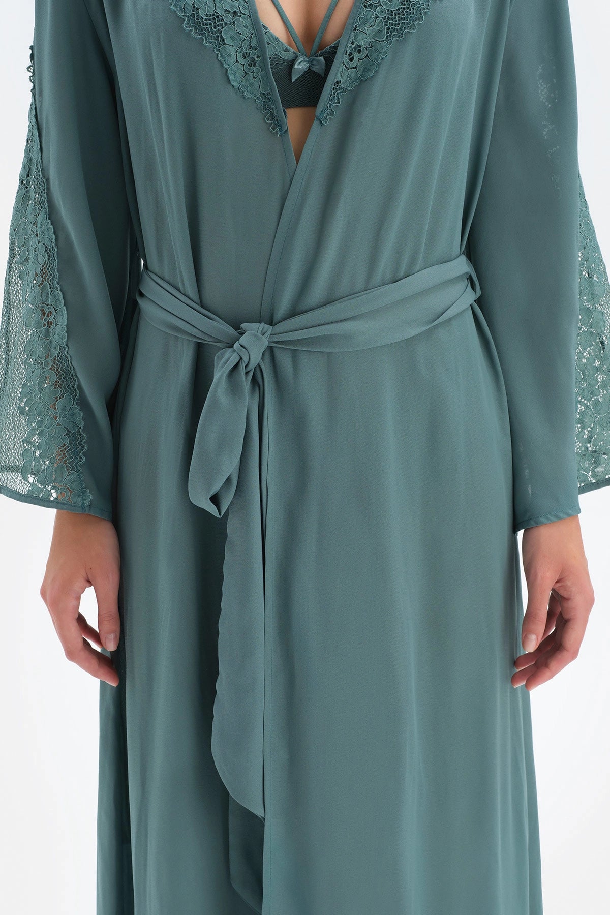 Yeşil Truvakar Kol Dantelli Uzun Sabahlık