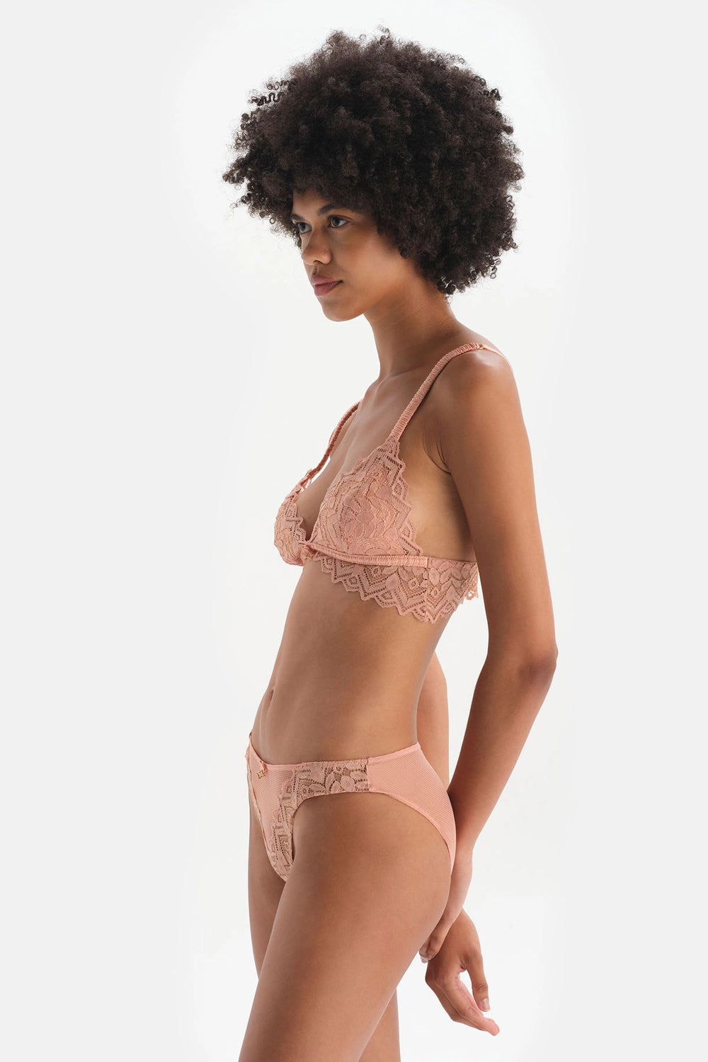 Somon Dantel Biye Detaylı Soft Sütyen