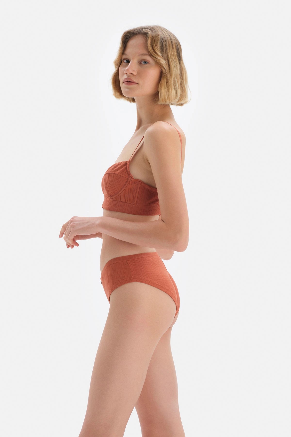 Terracota Düğme Detaylı Ribana Balenli Sütyen