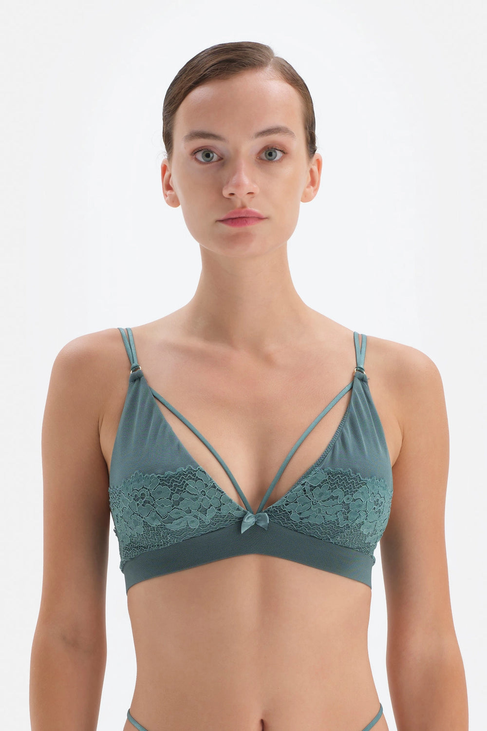 Yeşil Dolgusuz Kaplı Göğüs Ipi Dekolteli Dantelli Sütyen