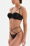 Siyah Dantelli Ip Detaylı Tanga