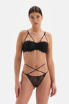 Siyah Dantelli Ip Detaylı Tanga