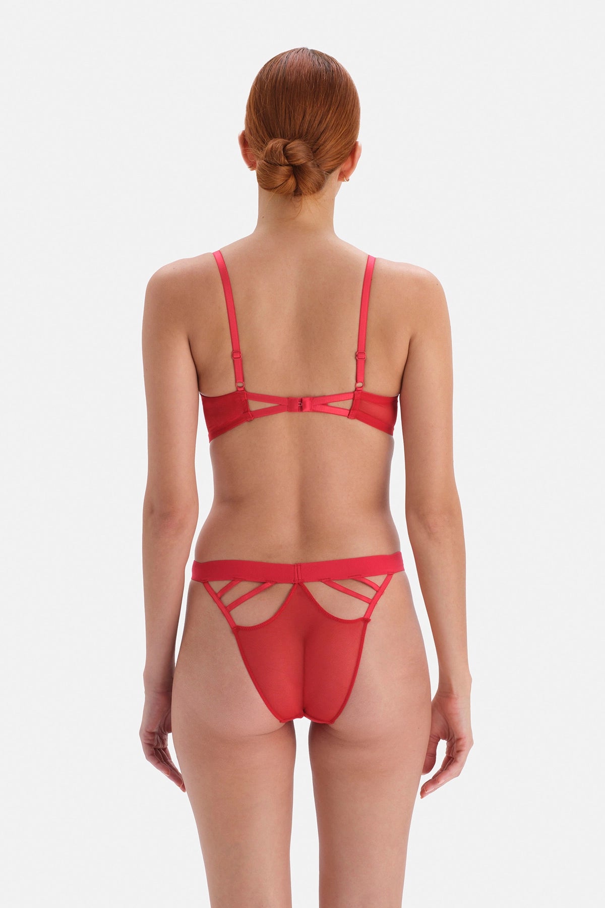 Kırmızı Ip Detaylı File Brazilian