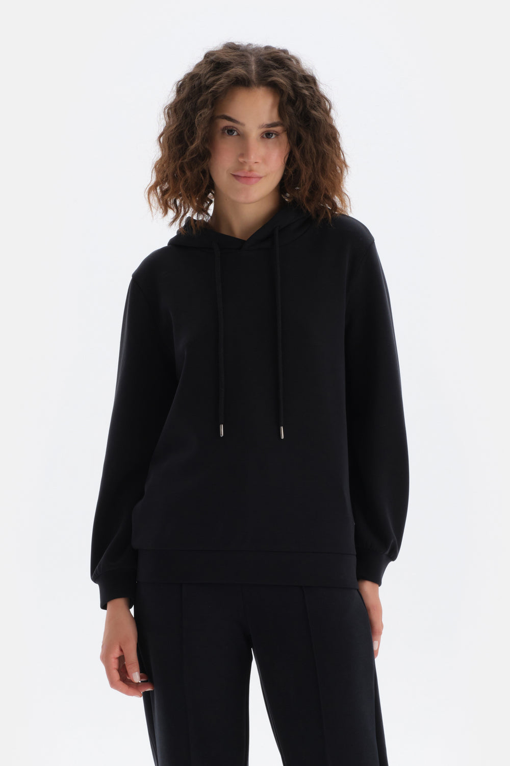 Siyah Kapüşonlu Basic Modal Sweatshirt