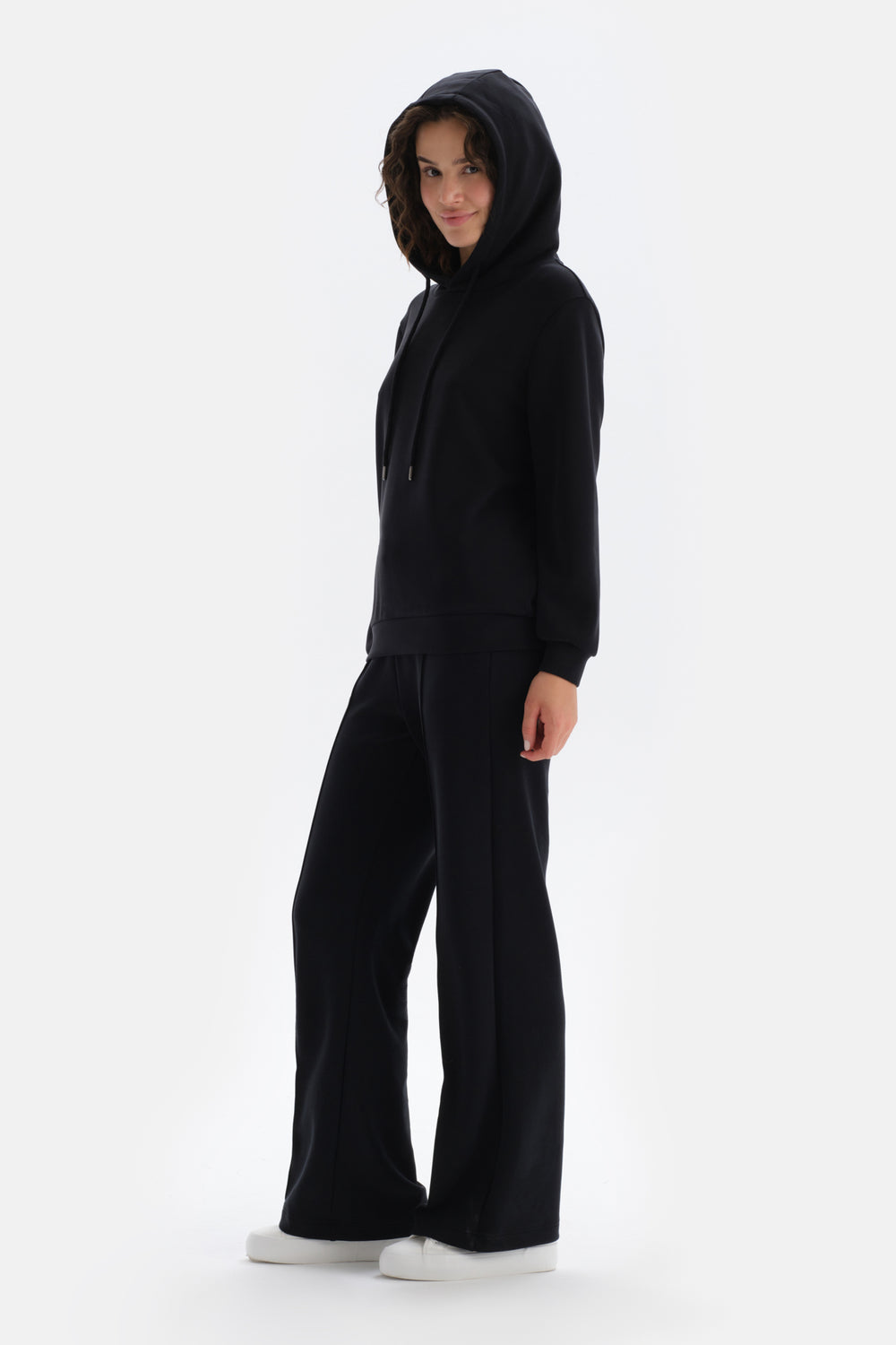 Siyah Kapüşonlu Basic Modal Sweatshirt