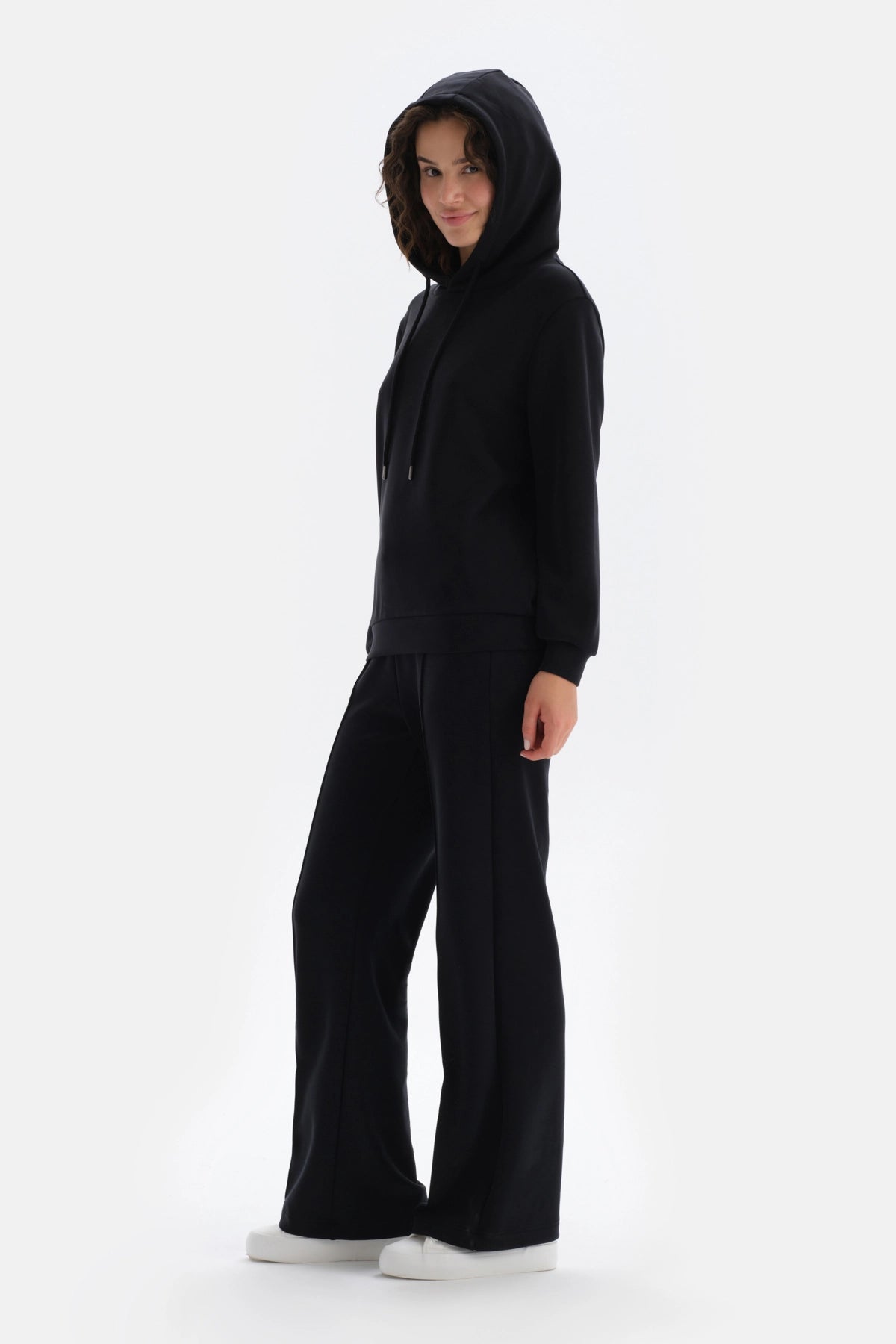 Siyah Kapüşonlu Basic Modal Sweatshirt