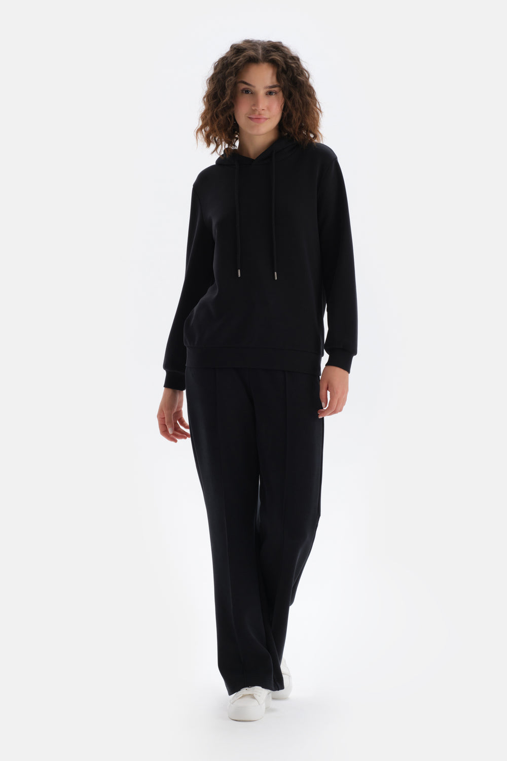Siyah Kapüşonlu Basic Modal Sweatshirt