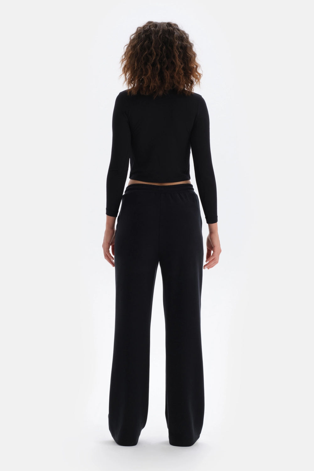 Siyah Bol Paça Modal Eşofman Altı