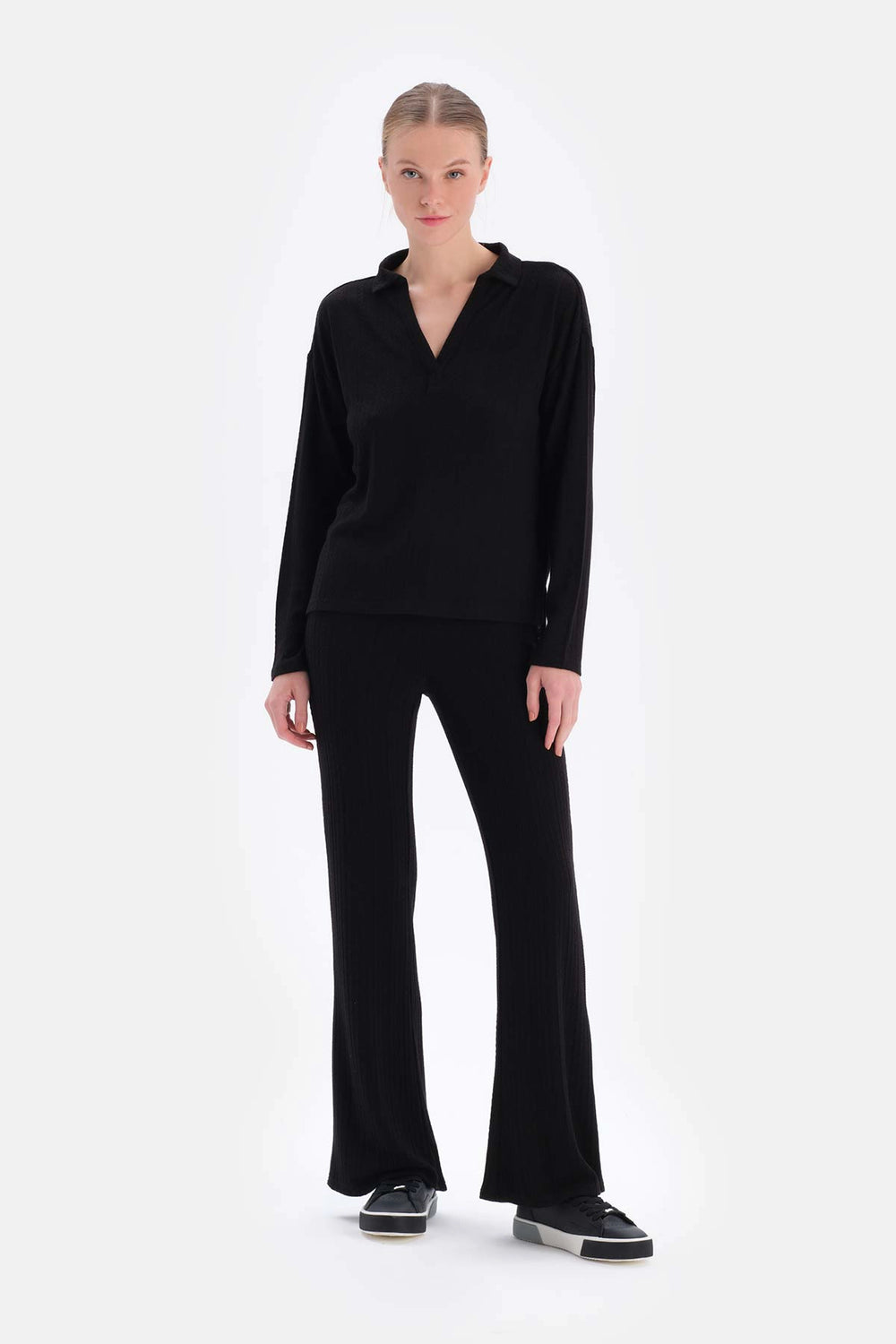 Siyah Bol Paça Eşofman Altı