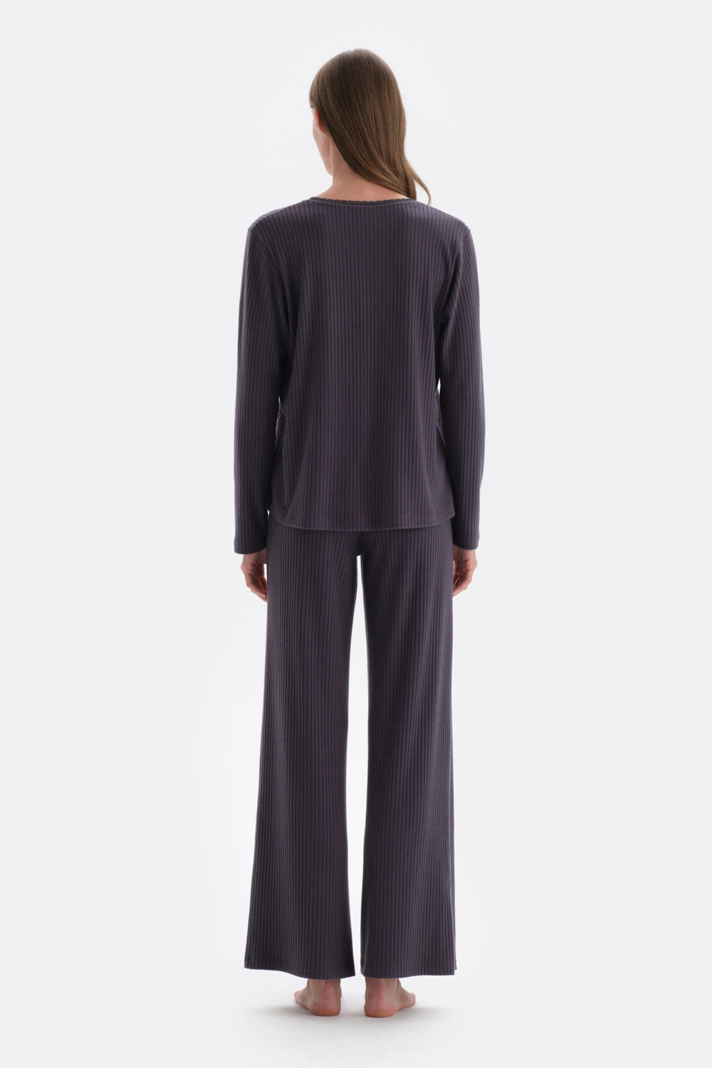 Antrasıt Dantel Detaylı Viskon Pijama Takımı