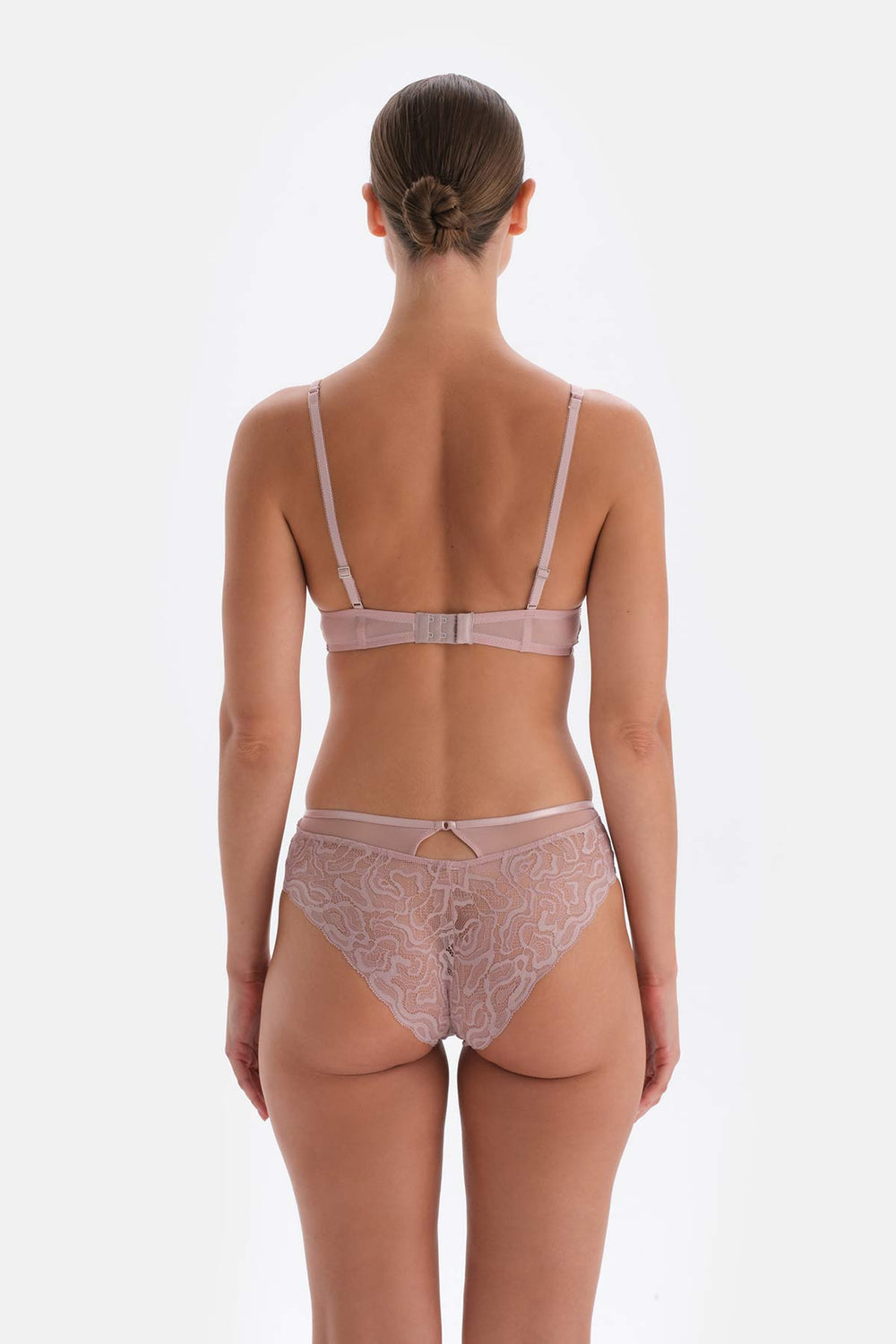 Soft Pembe Soft Dantel Ve Tül Detaylı Dolgusuz Kaplı Sütyen