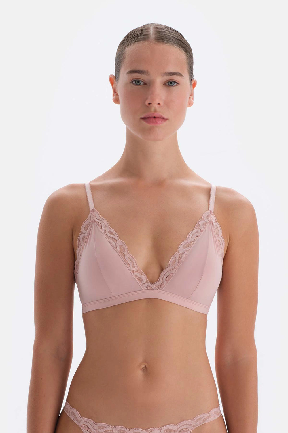 Soft Pembe Soft Kumaş Ve Dantel Detaylı Tak Çık Kaplı Bralet