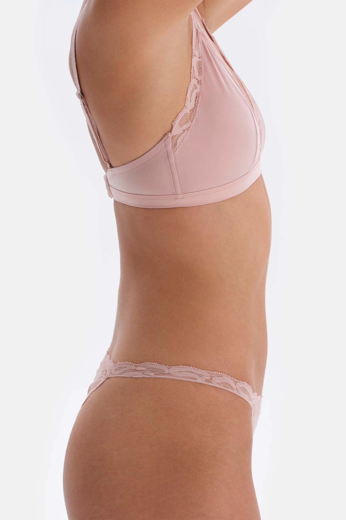 Soft Pembe Soft Kumaş Ve Dantel Detaylı Tak Çık Kaplı Bralet