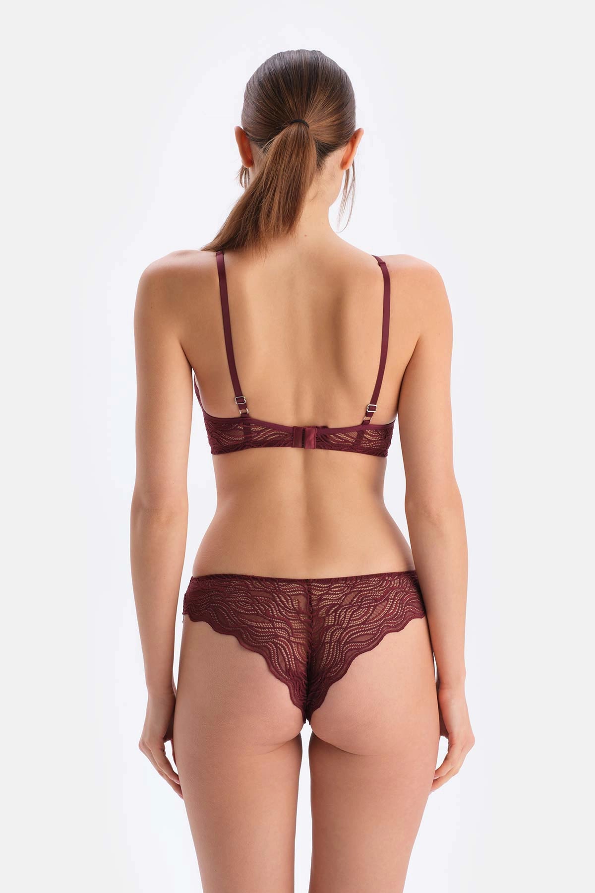 Bordo Dantelli Dolgusuz Balenli Sütyen