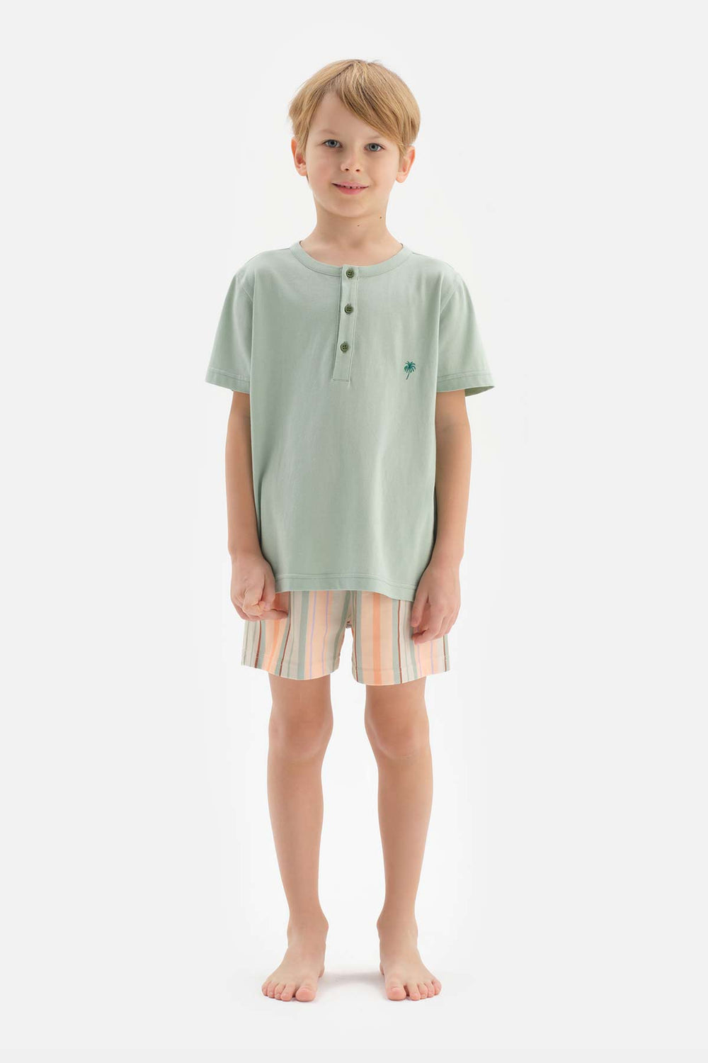 Mint Yarım Patlı Nakış Detaylı Tişört Şort Pijama Takımı