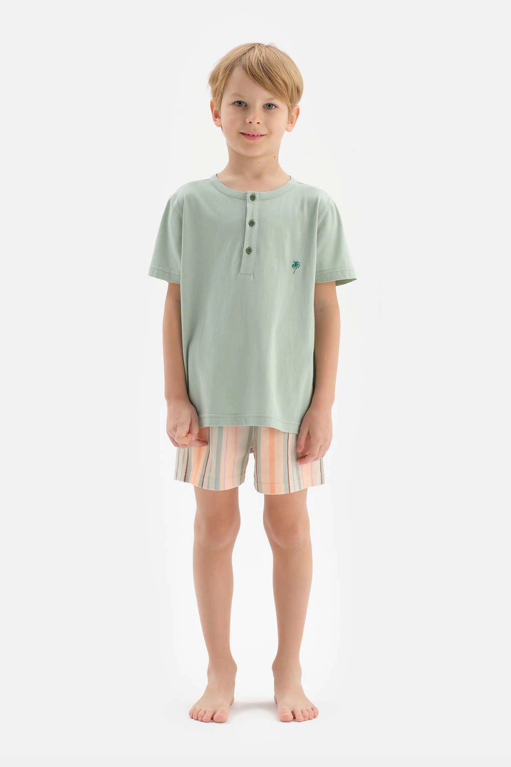 Mint Yarım Patlı Nakış Detaylı Tişört Şort Pijama Takımı