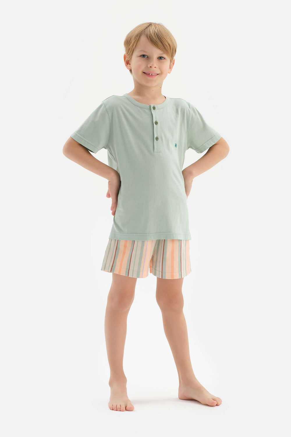 Mint Yarım Patlı Nakış Detaylı Tişört Şort Pijama Takımı