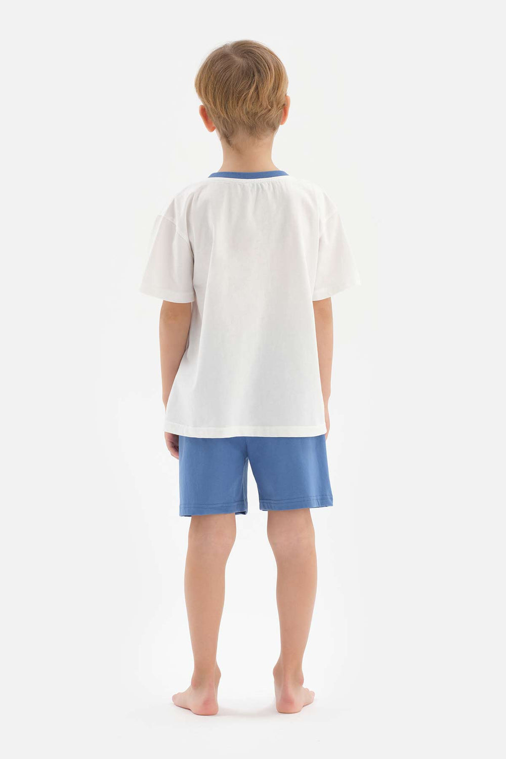 Beyaz Erkek Çocuk Baskılı Kısa Kol Şortlu Pijama Takımı
