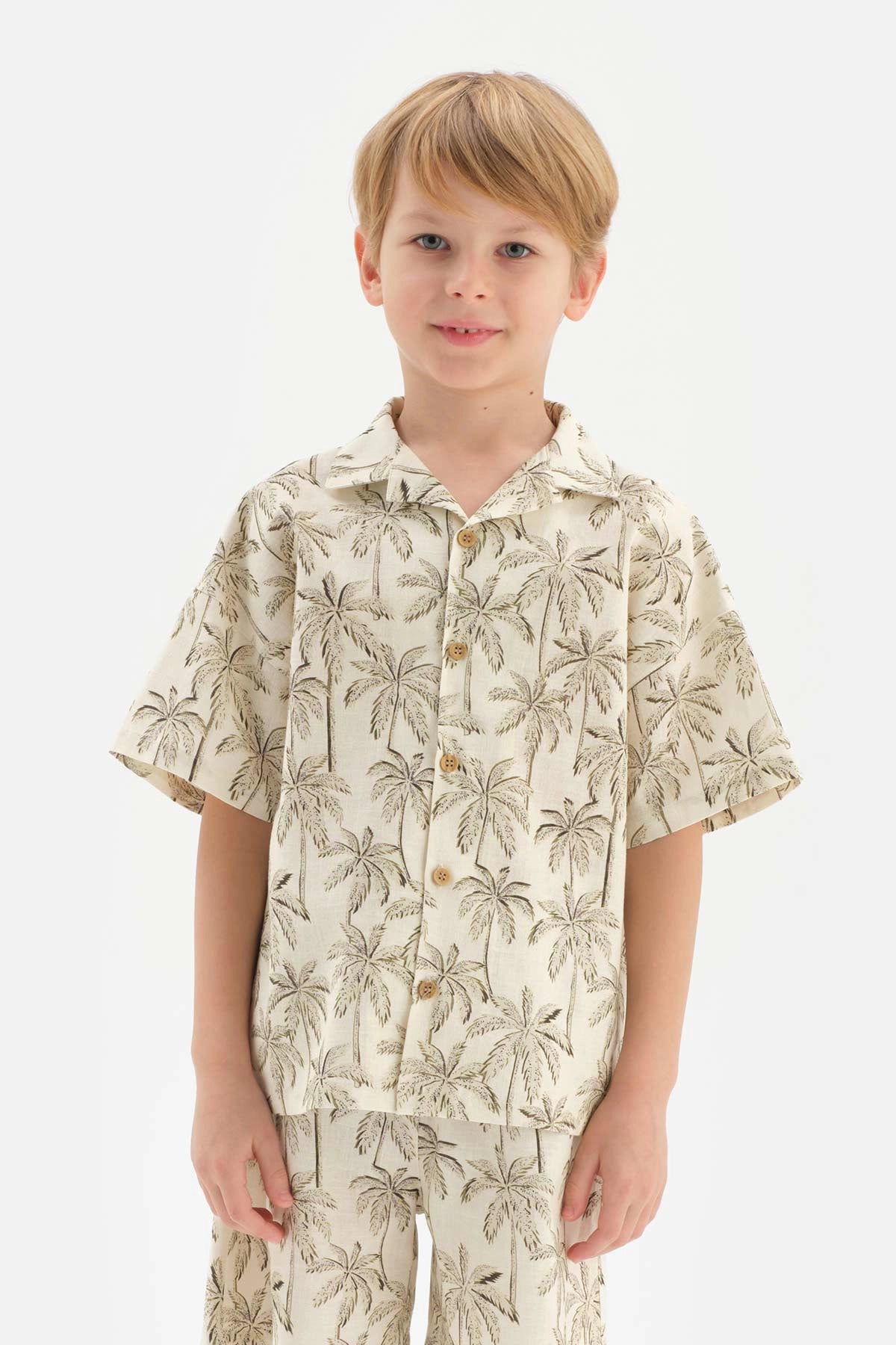 Bej Keten Palmiye Desenli Gömlek